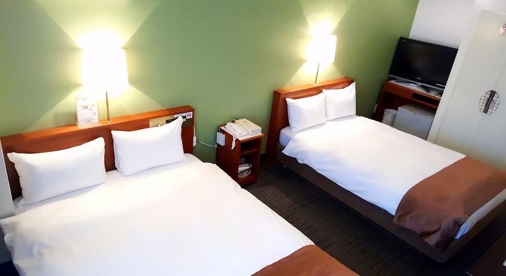 Tokyo Plaza Hotel מראה חיצוני תמונה