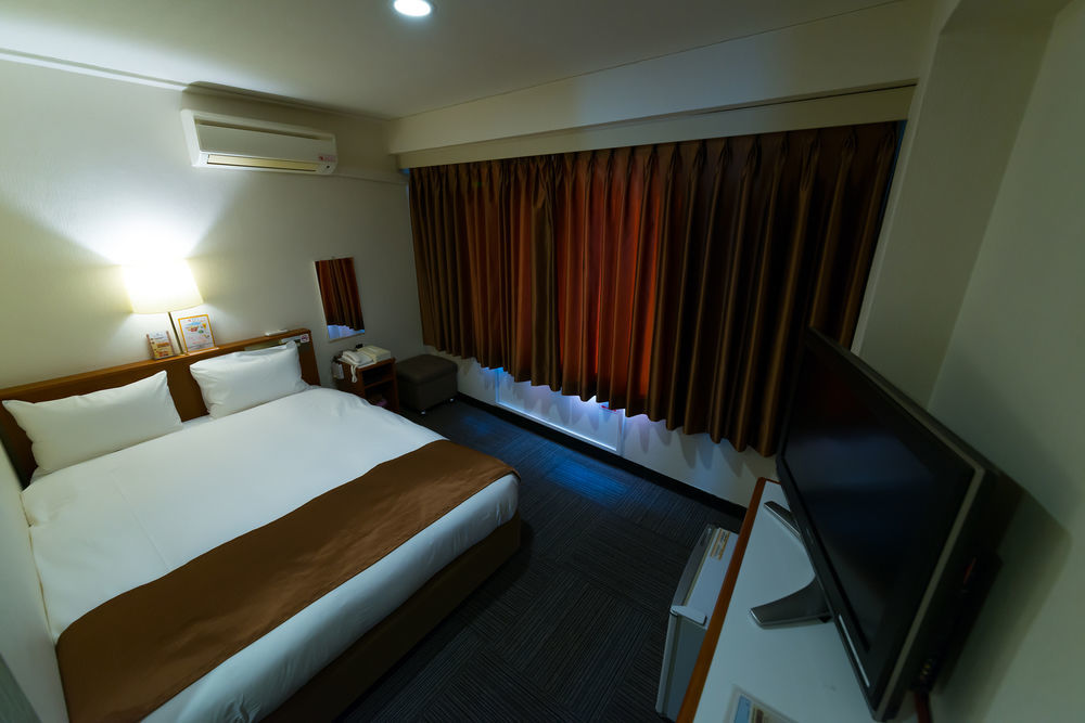 Tokyo Plaza Hotel מראה חיצוני תמונה