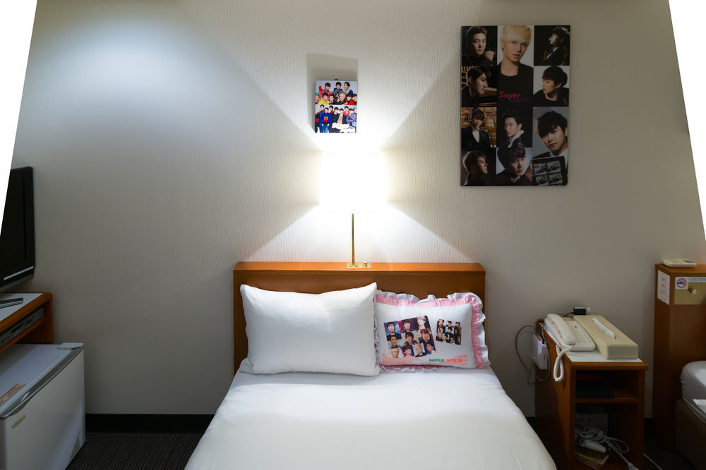 Tokyo Plaza Hotel מראה חיצוני תמונה