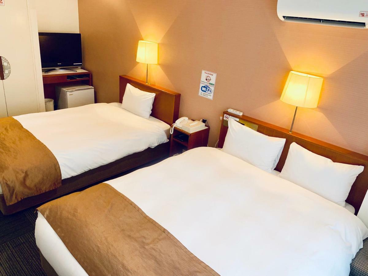 Tokyo Plaza Hotel מראה חיצוני תמונה
