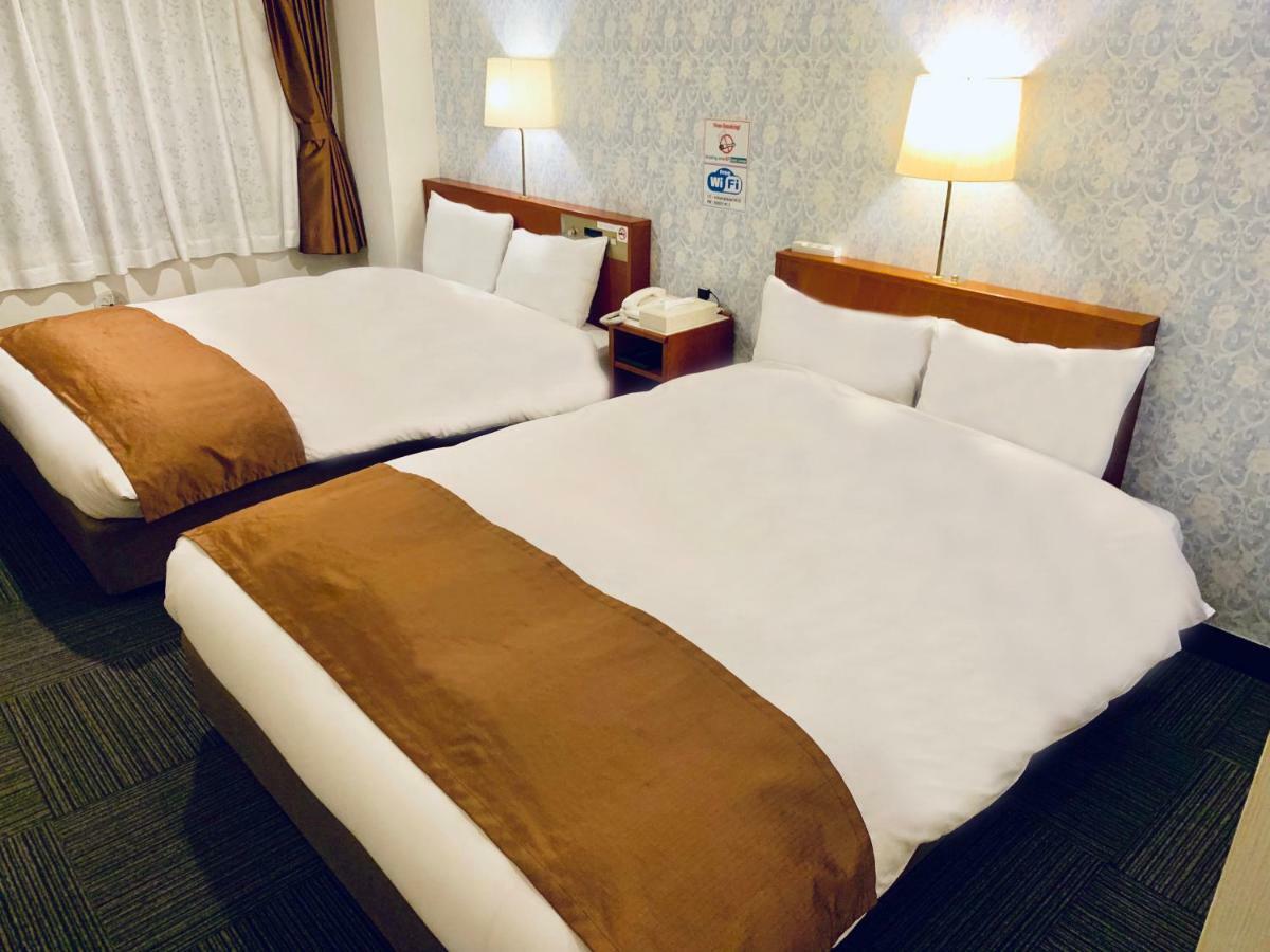 Tokyo Plaza Hotel מראה חיצוני תמונה