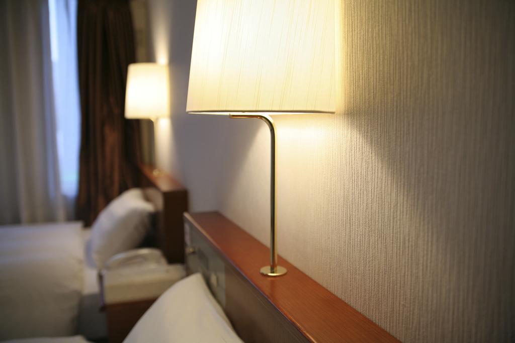 Tokyo Plaza Hotel מראה חיצוני תמונה